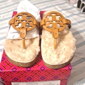 Brand new Pair of ToryBurch sandals size 5